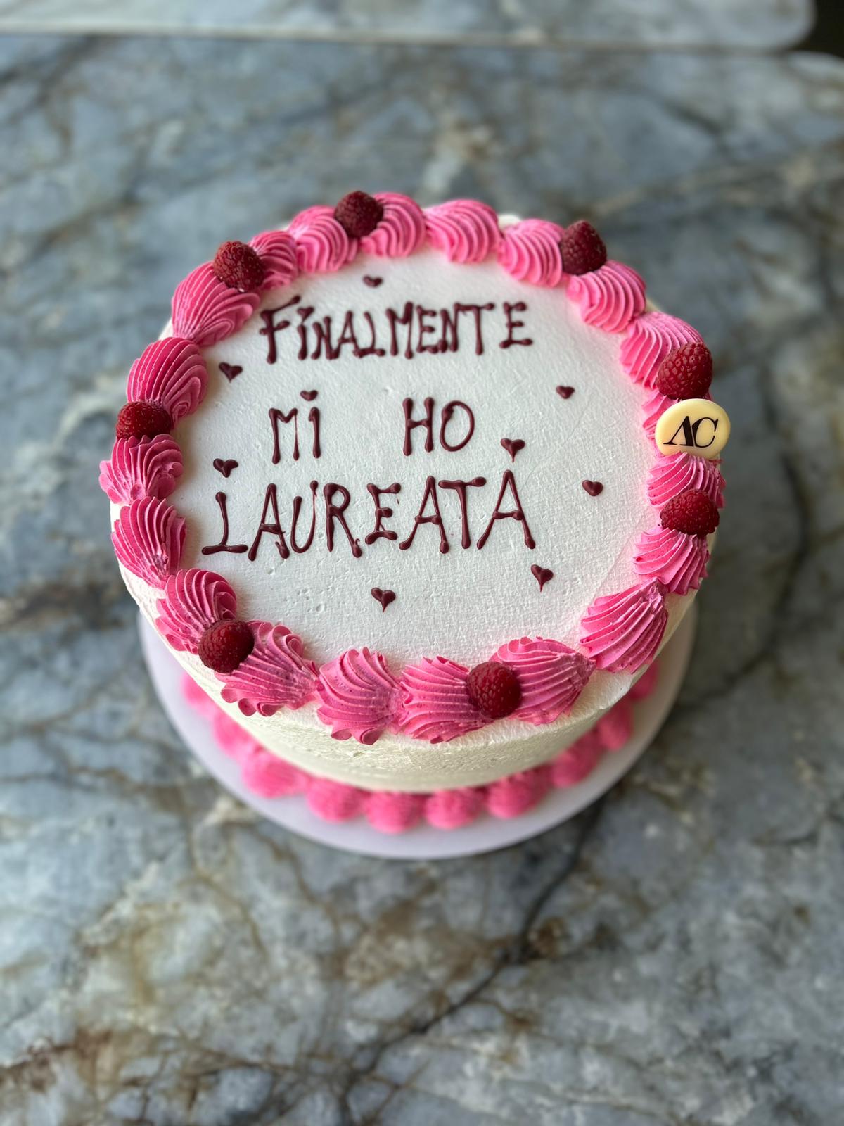 Torta Laurea Antonio Caputo Pasticciere